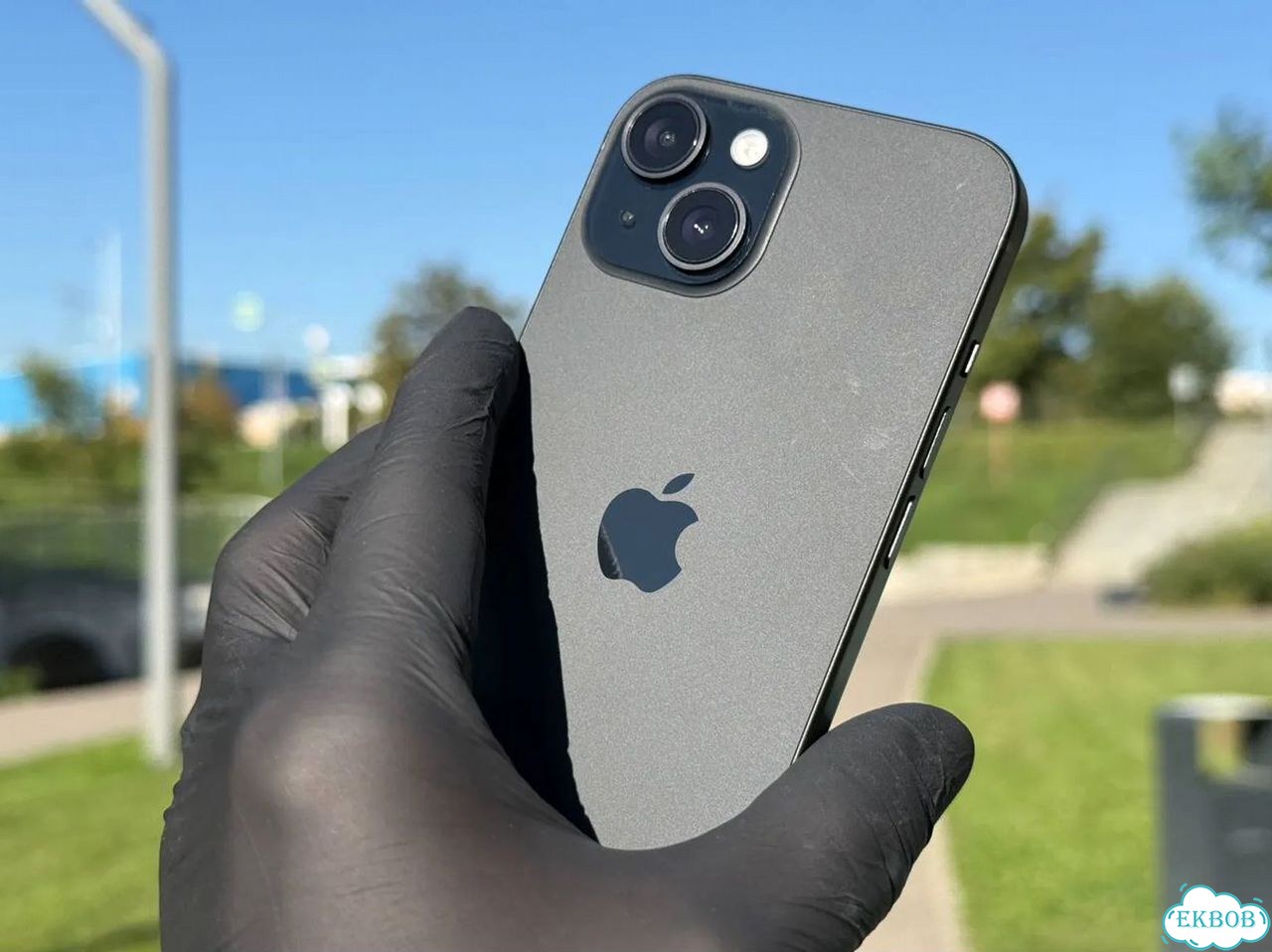 iPhone 15, 512 ГБ, SIM + eSIM фото 2