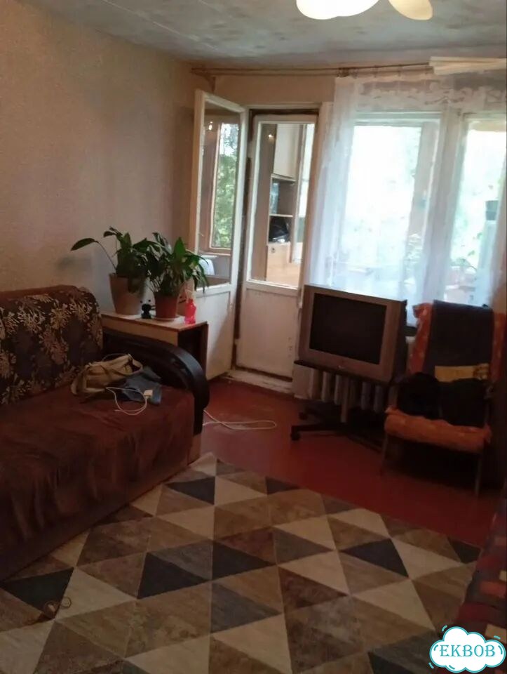 2-к. квартира, 43 м², 6/9 эт. фото 2