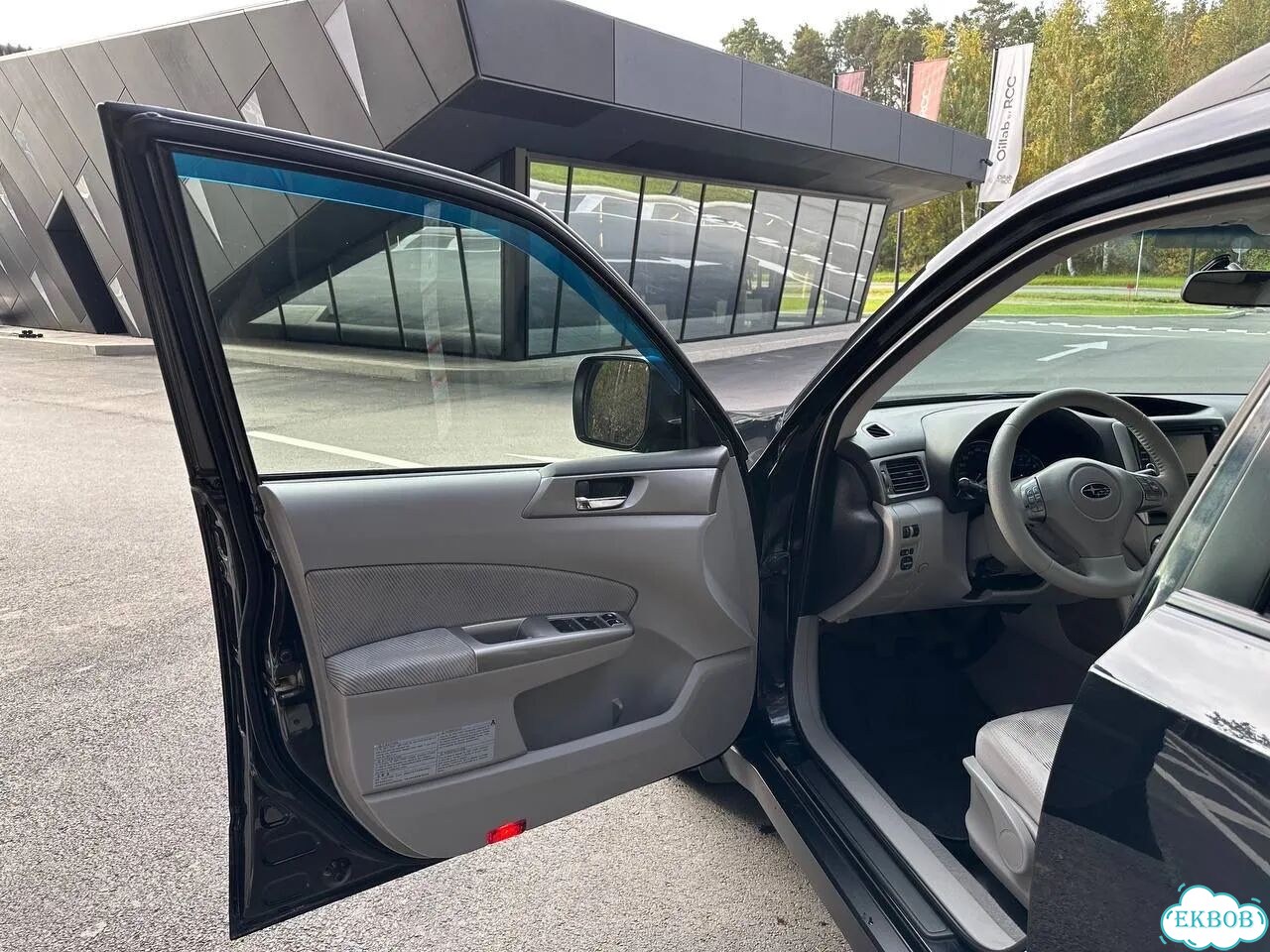 Subaru Forester 2.0 MT, 2008, 287 300 км фото 12