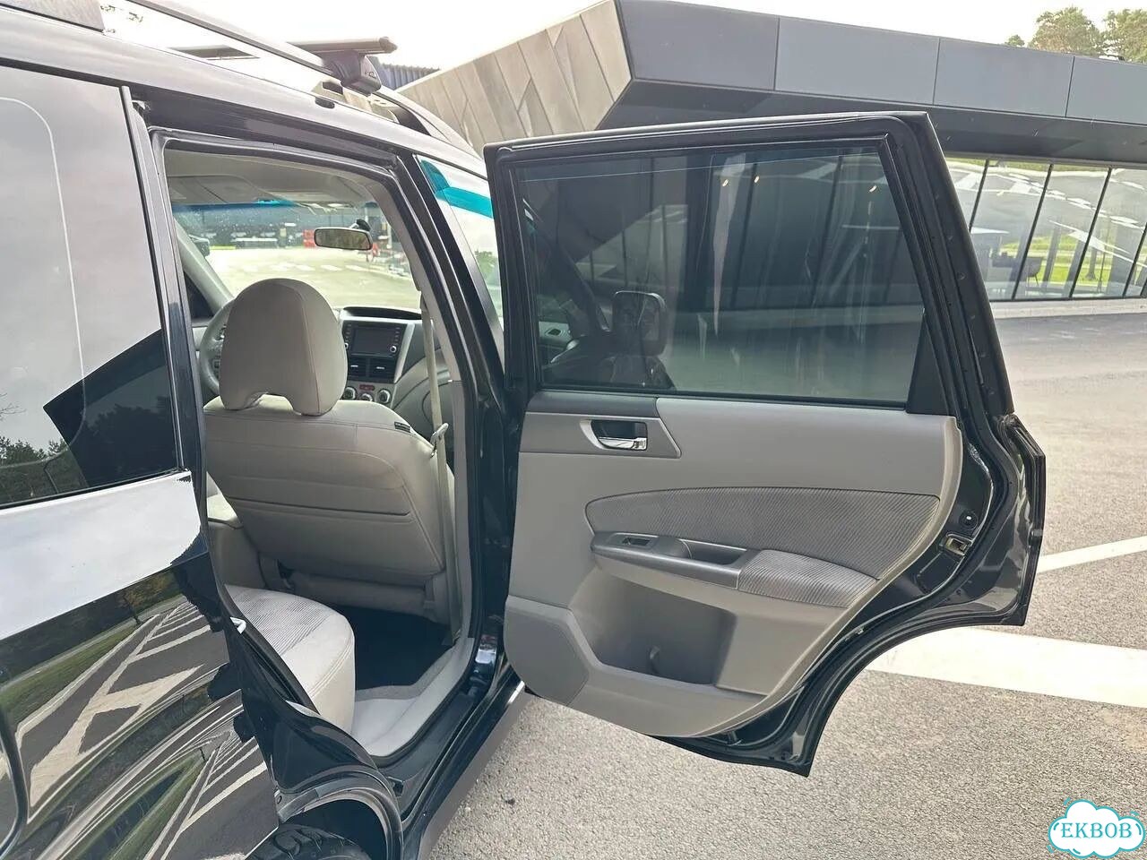 Subaru Forester 2.0 MT, 2008, 287 300 км фото 8