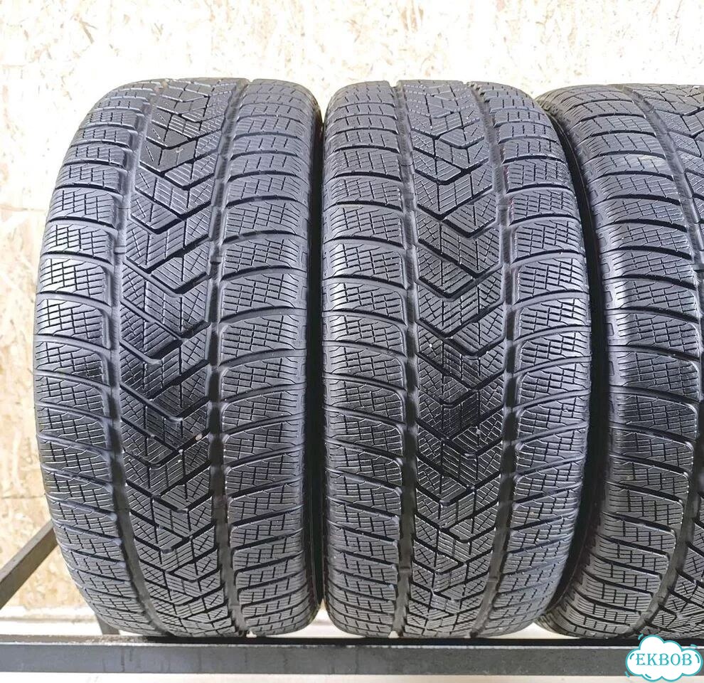 Pirelli Scorpion Winter 255/40 R21 102V фото 2