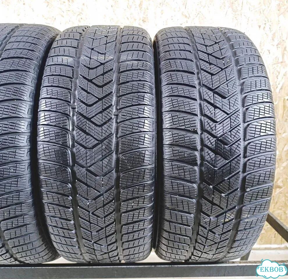 Pirelli Scorpion Winter 255/40 R21 102V фото 3