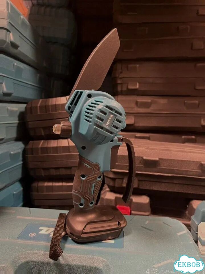 Цепная пила Makita Арт.:8905470876 фото 1