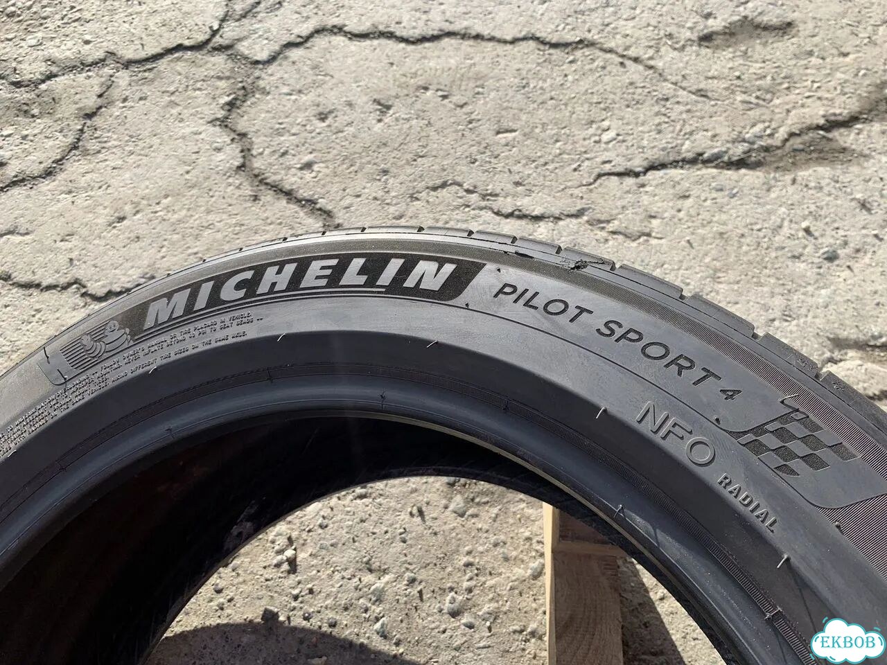 Michelin Pilot Sport 4 225/55 R19 103Y фото 5