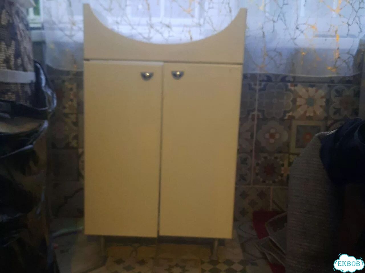 Раковина с тумбой 60см бу фото 2