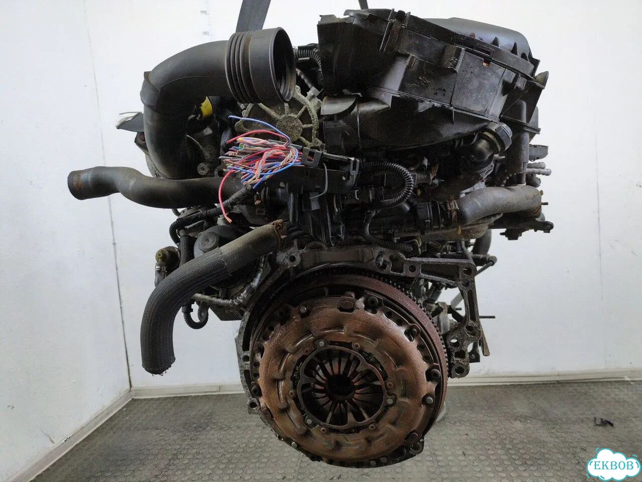 Двигатель Peugeot 208 9HD фото 3