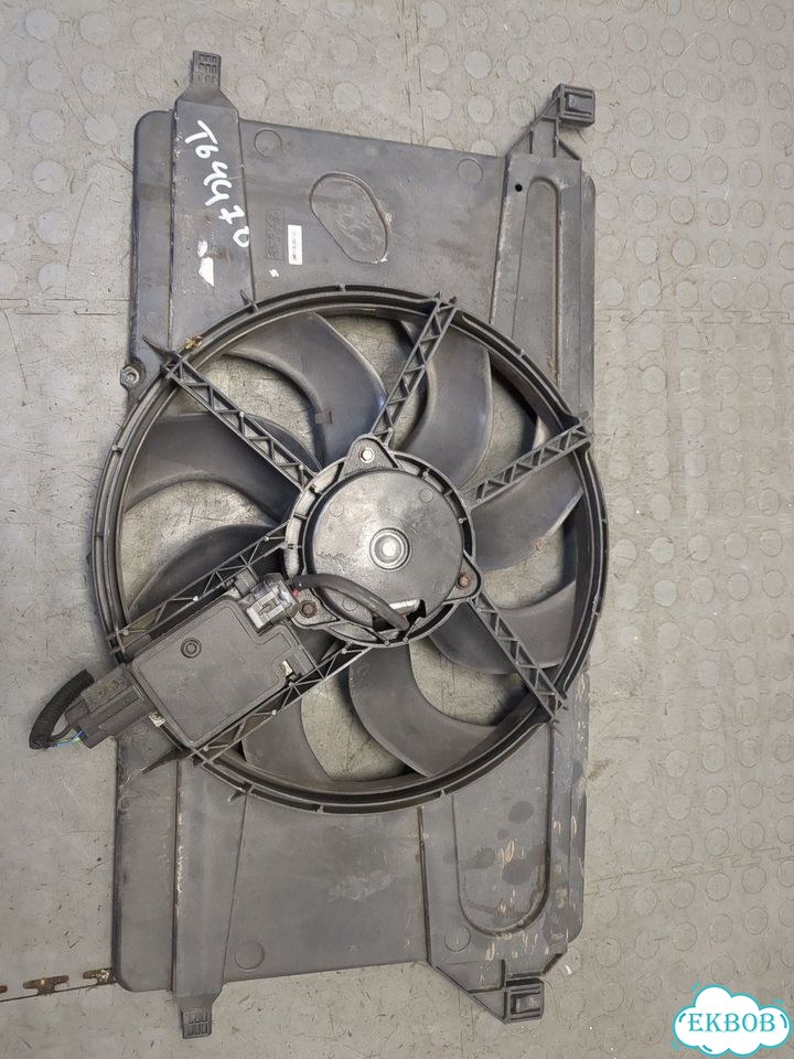 Вентилятор радиатора Ford Focus 2 фото 4