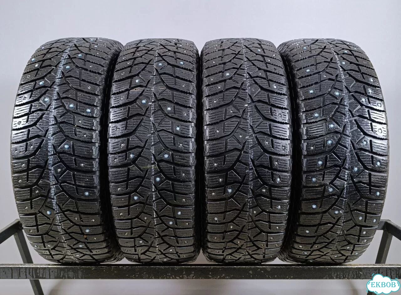 Bridgestone Blizzak Spike-02 SUV 235/60 R18 107T фото 1