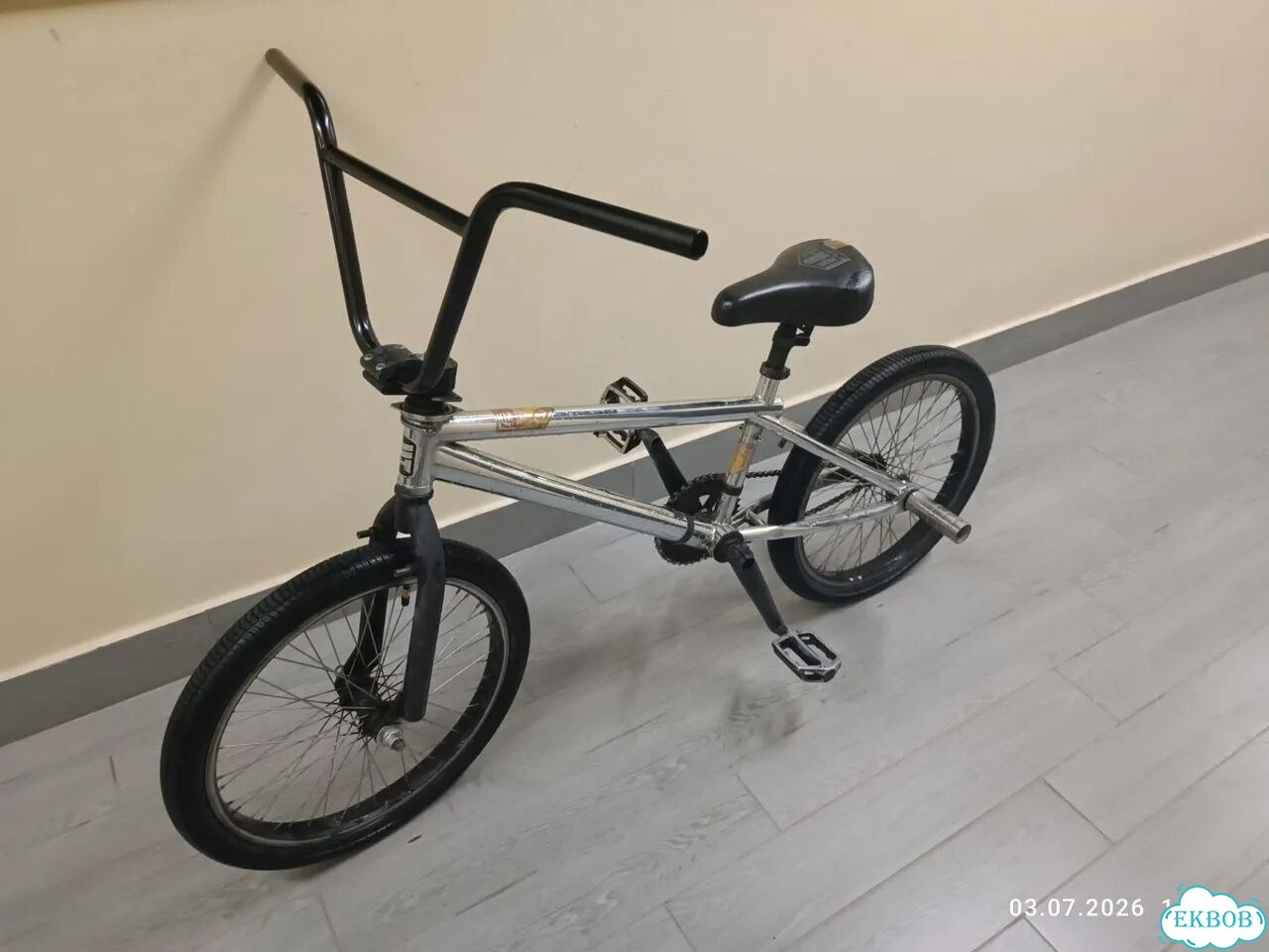 Велосипед BMX на стальной раме фото 1