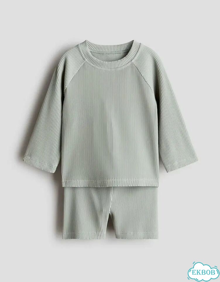 Купальный костюм для мальчика 74/80,98/104 h&m фото 1