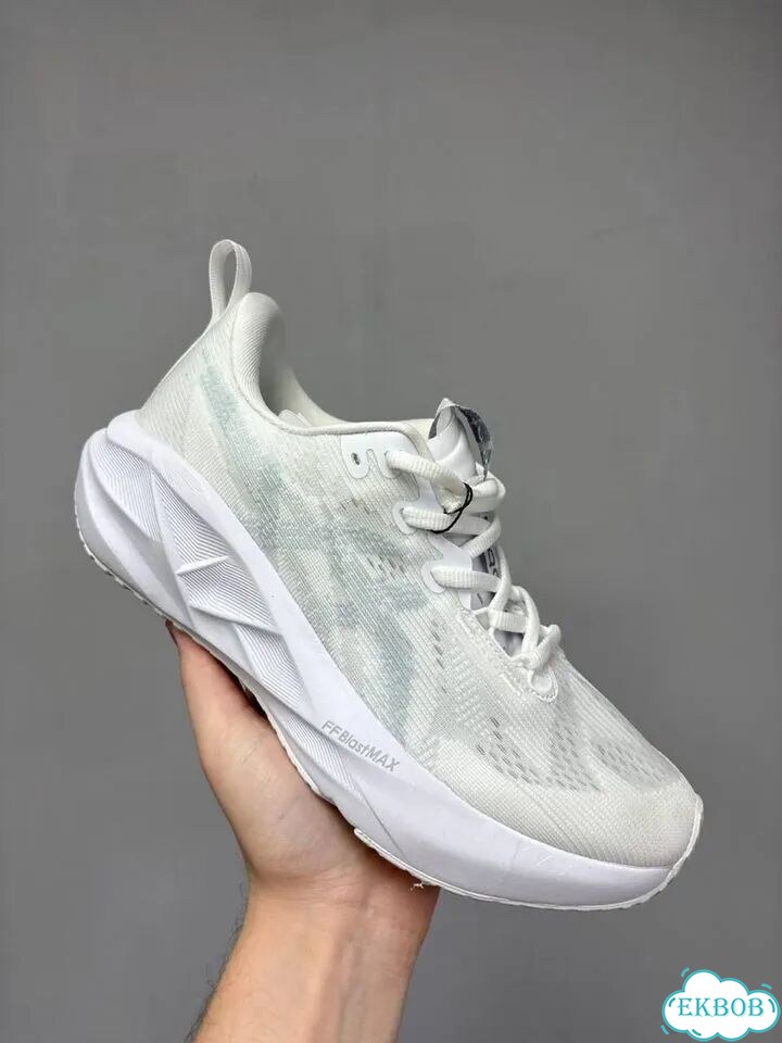 Asics Novablast 5 (SO) фото 3