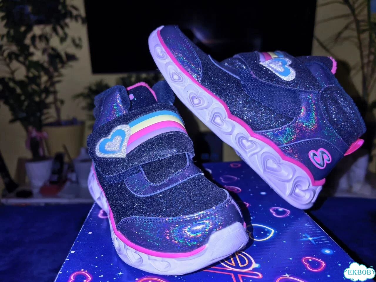 Полуботинки демисезонные для девочки skechers фото 2