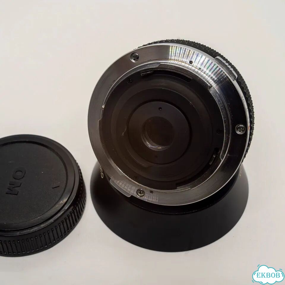 Olympus OM-system G.zuiko auto-W 1:3.5 f28 mm фото 3