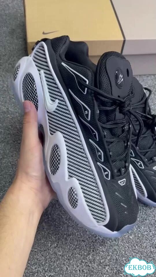 Кроссовки Nike Nocta Glide фото 1