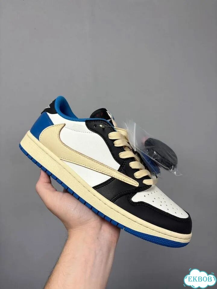 Nike Air Jordan 1 Low Fragment X Travis Scott (SO) фото 3