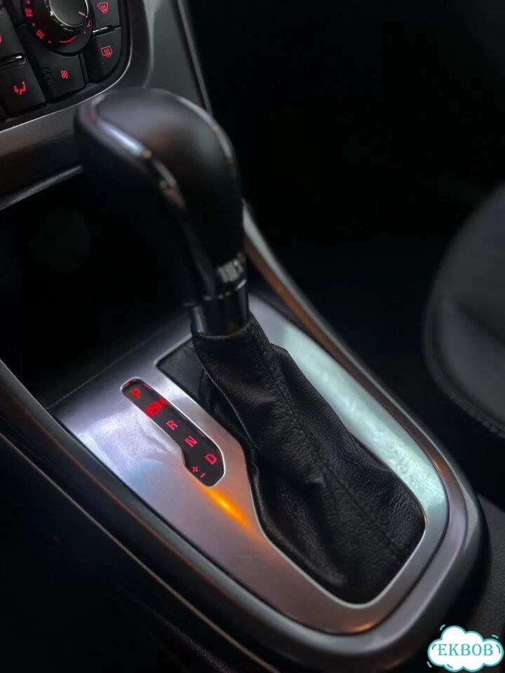 Opel Astra 1.6 AT, 2014, 259 297 км фото 22