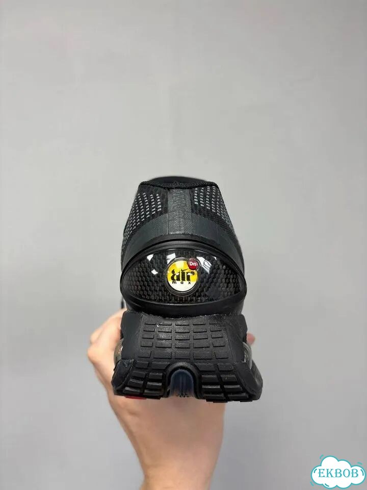 Nike Air Max DN Черные (SO) фото 2