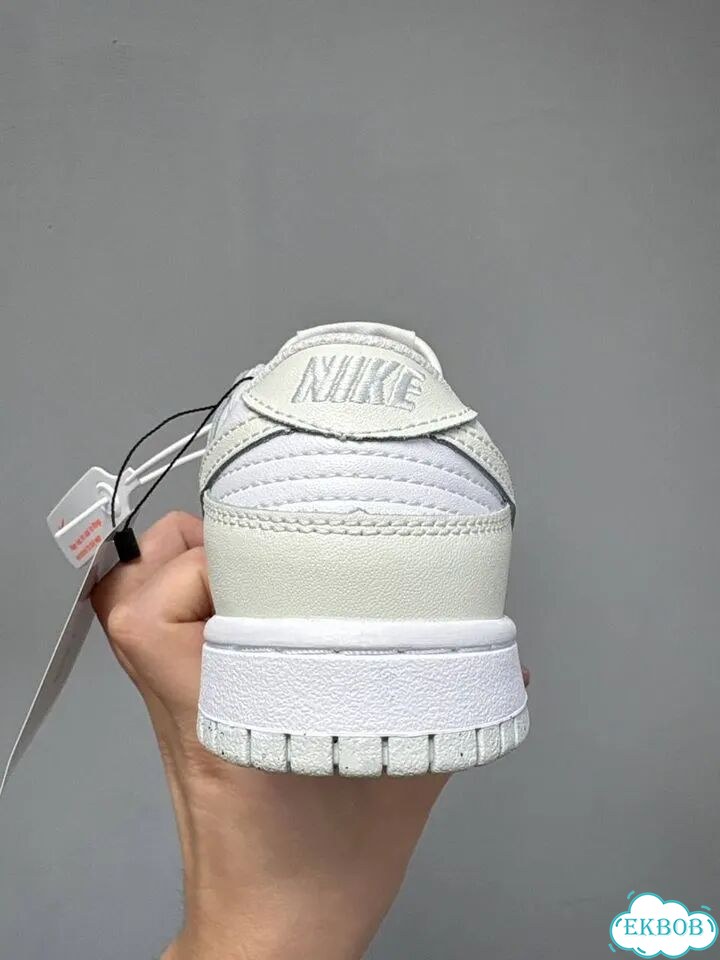 Nike SB Dunk White/Sail фото 2