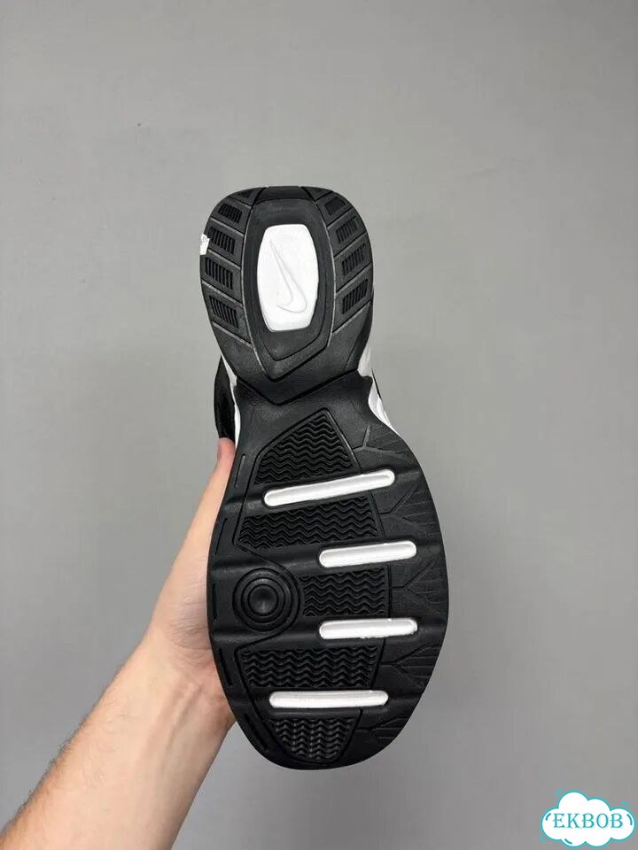 Nike M2k Черно-белые фото 4