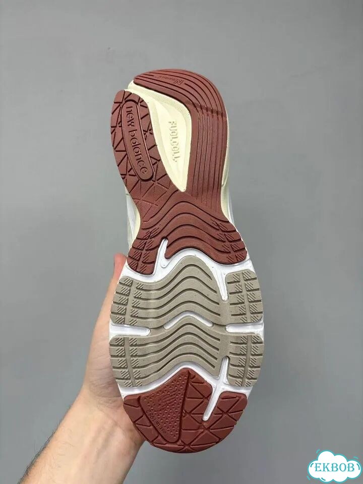 NEW Balance 990 v6 Серо-голубые фото 9