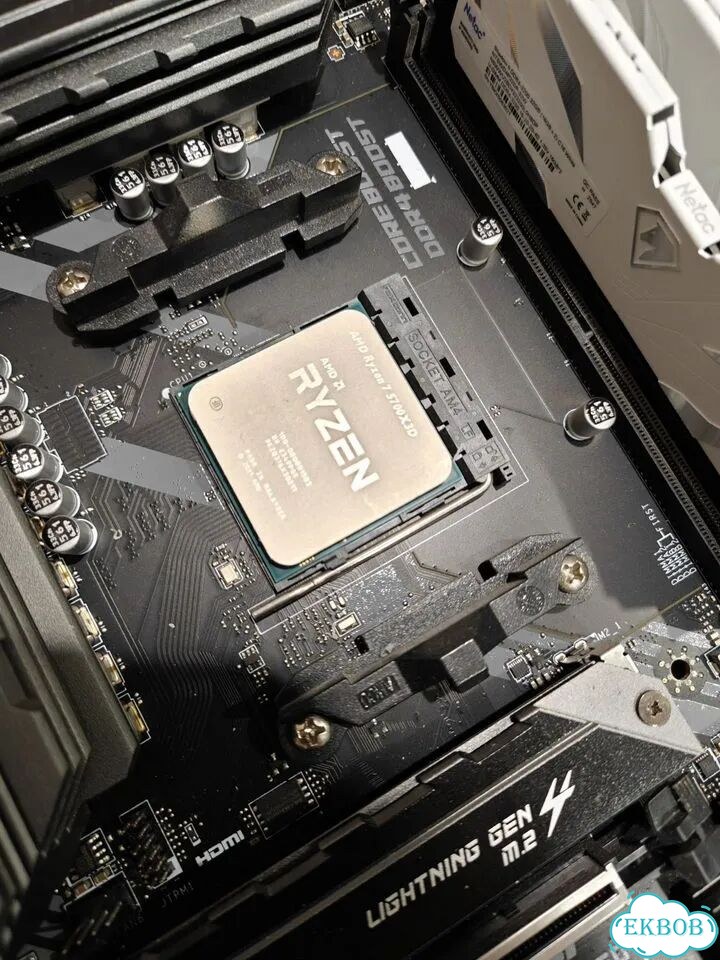 Процессор Ryzen 7 5700x3d фото 1