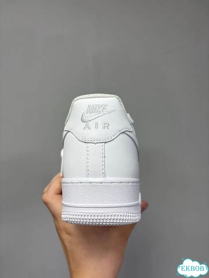 Nike Air Force 1 Белые фото 2