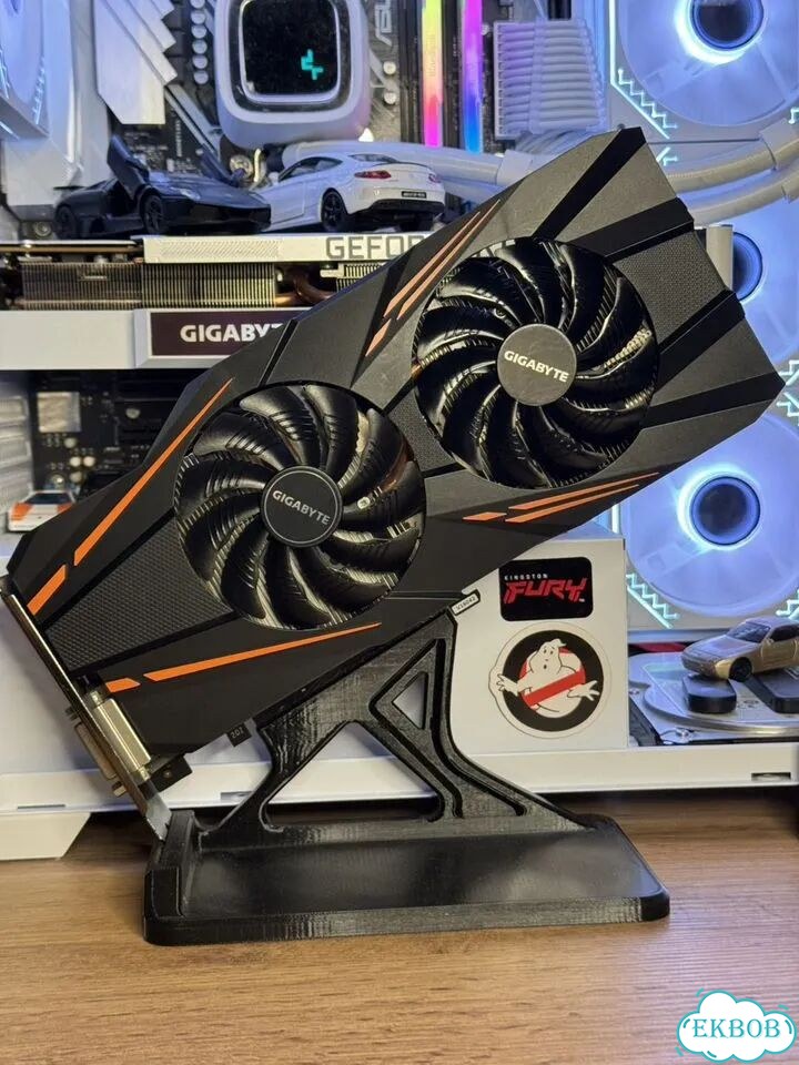 Игровая видеокарта gtx 1070 на 8 гб фото 1
