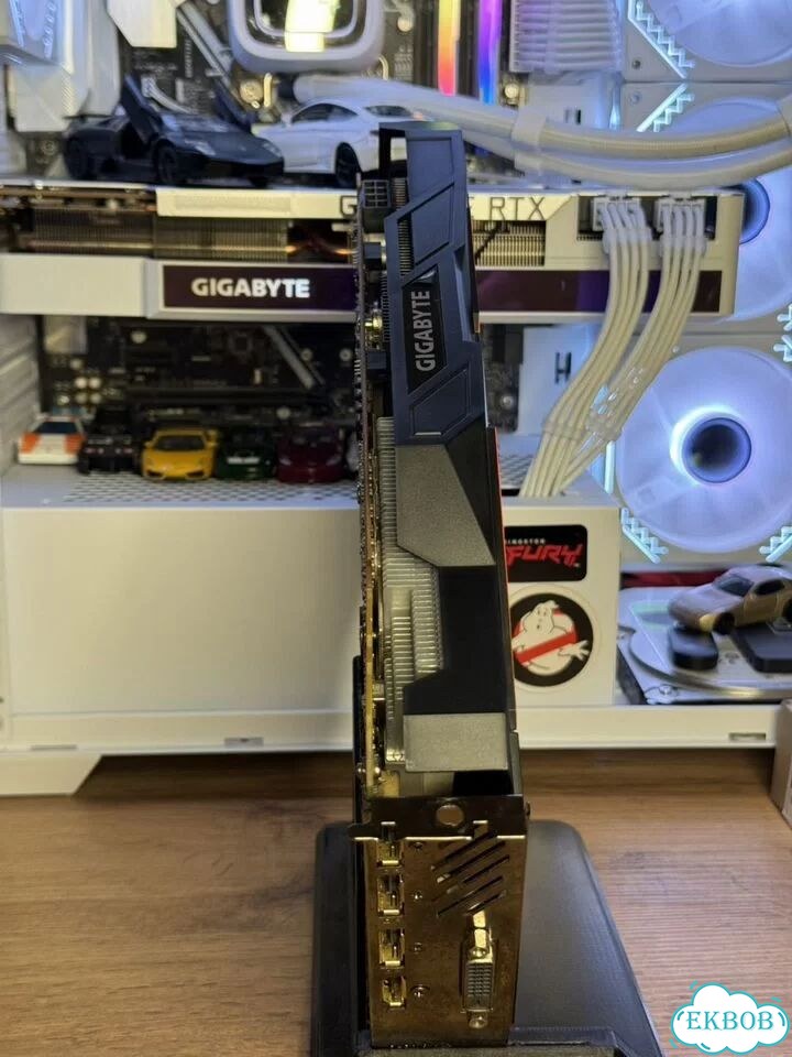 Игровая видеокарта gtx 1070 на 8 гб фото 3
