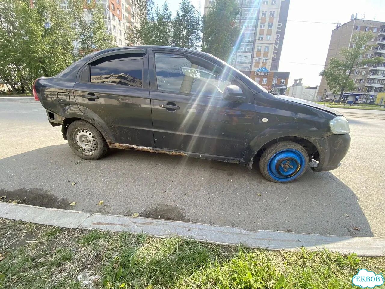 Chevrolet Aveo 1.4 MT, 2008, битый, 218 698 км фото 4