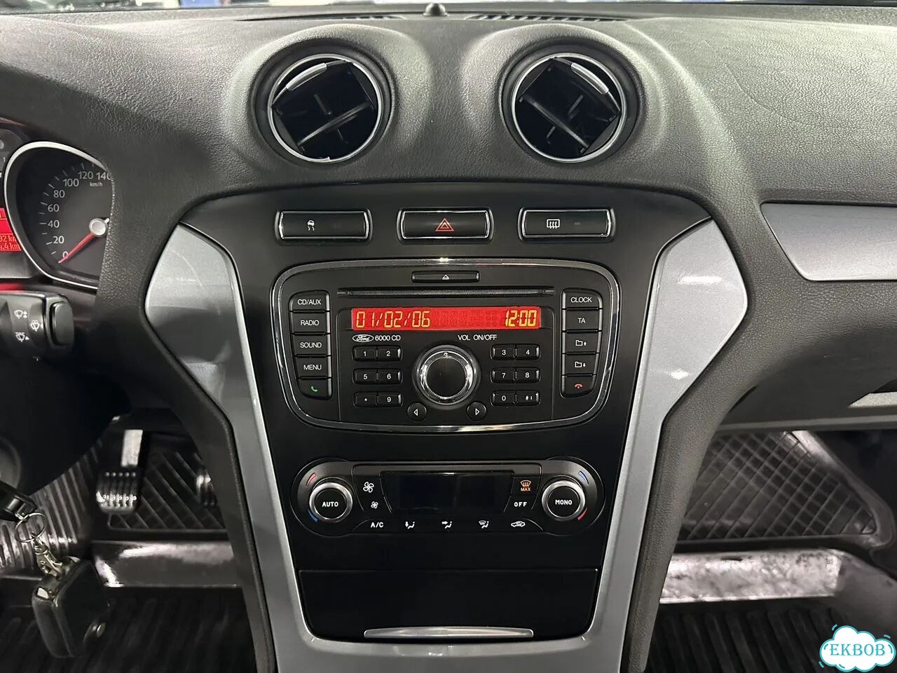 Ford Mondeo 2.0 MT, 2011, 255 500 км фото 12