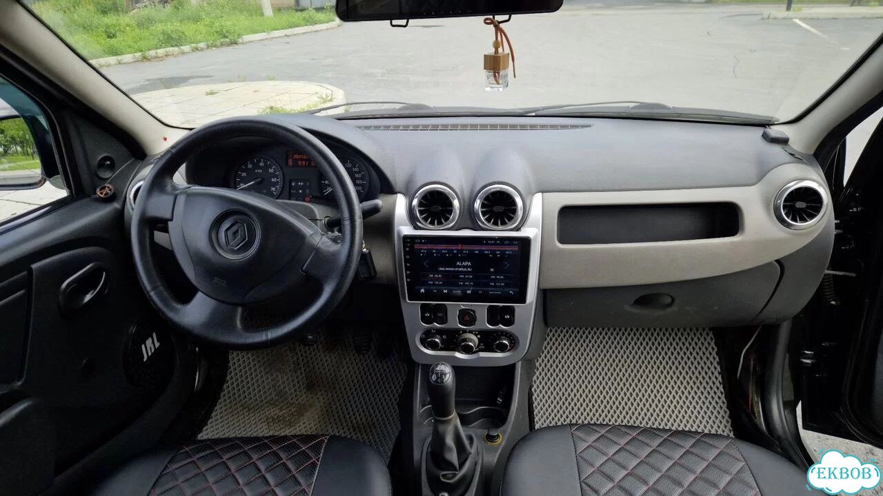 Renault Logan 1.4 MT, 2010, 202 500 км фото 11