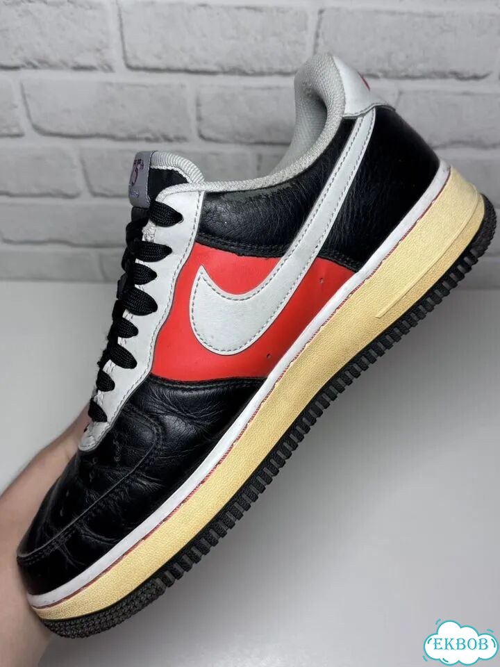 Кроссовки Nike Air Force 1 '07 LV8 оригинал фото 4