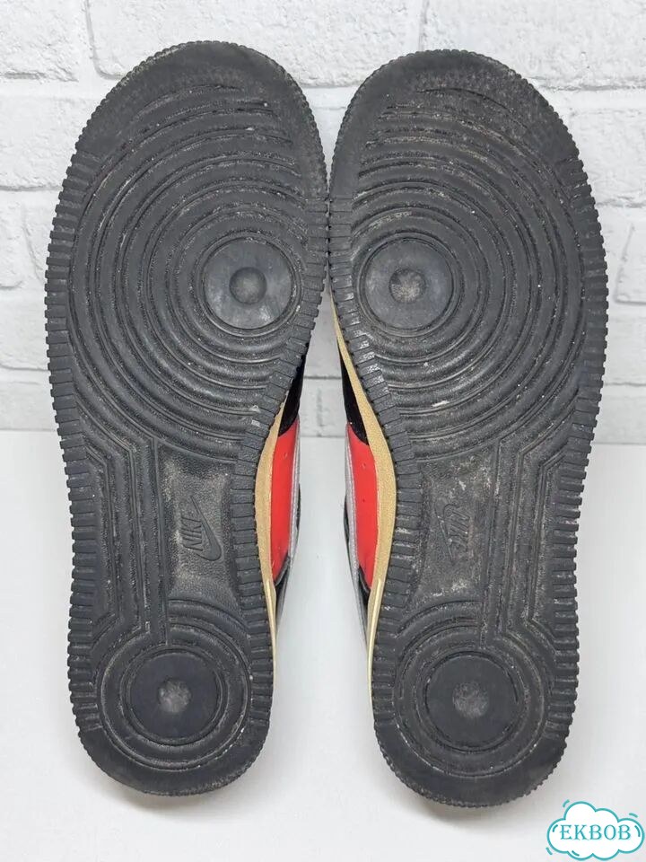 Кроссовки Nike Air Force 1 '07 LV8 оригинал фото 8