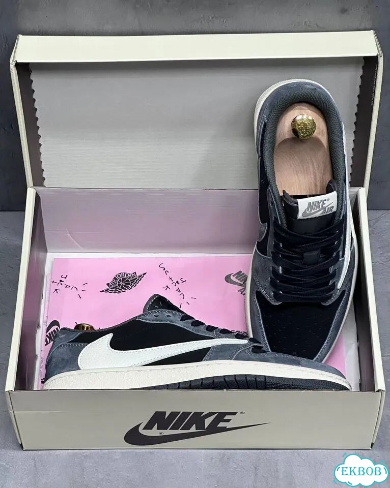 Кроссовки Nike Air Jordan 1 Low x Travis scott фото 9