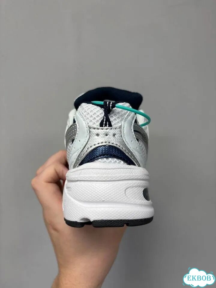New Balance 530 Бело-голубые фото 2