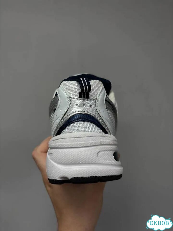 New Balance 530 Бело-голубые фото 7