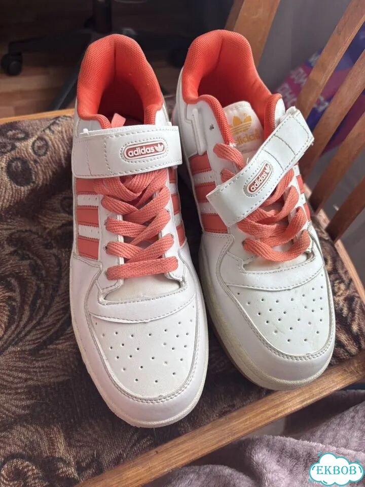 Кроссовки adidas фото 1