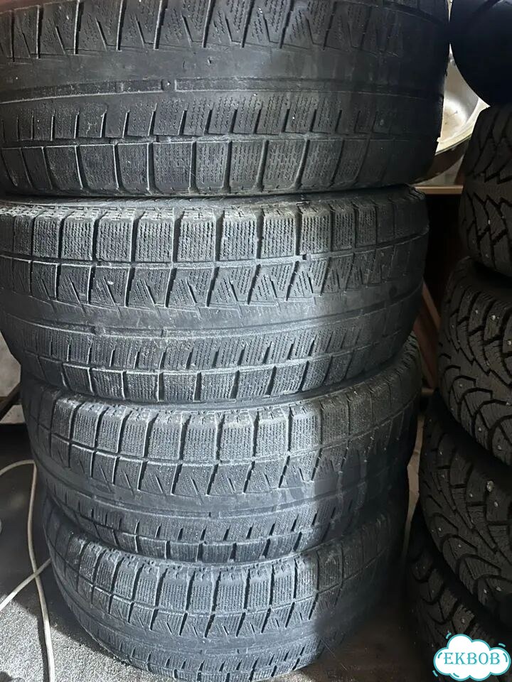 Bridgestone Blizzak Revo GZ 215/55 R16 фото 2