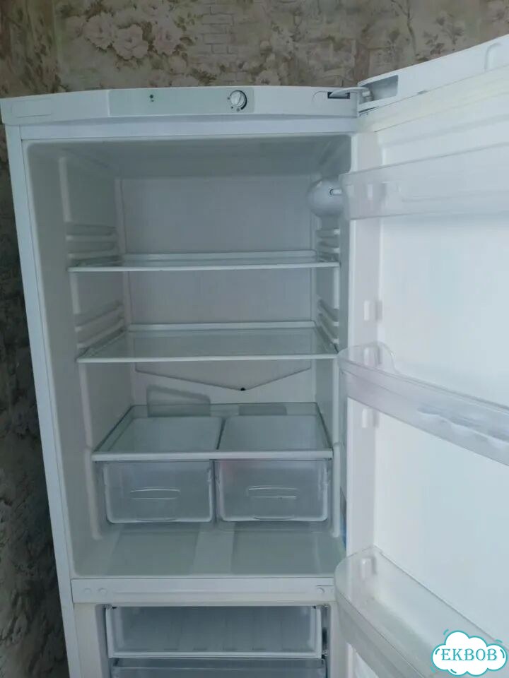 Холодильник бу фото 3