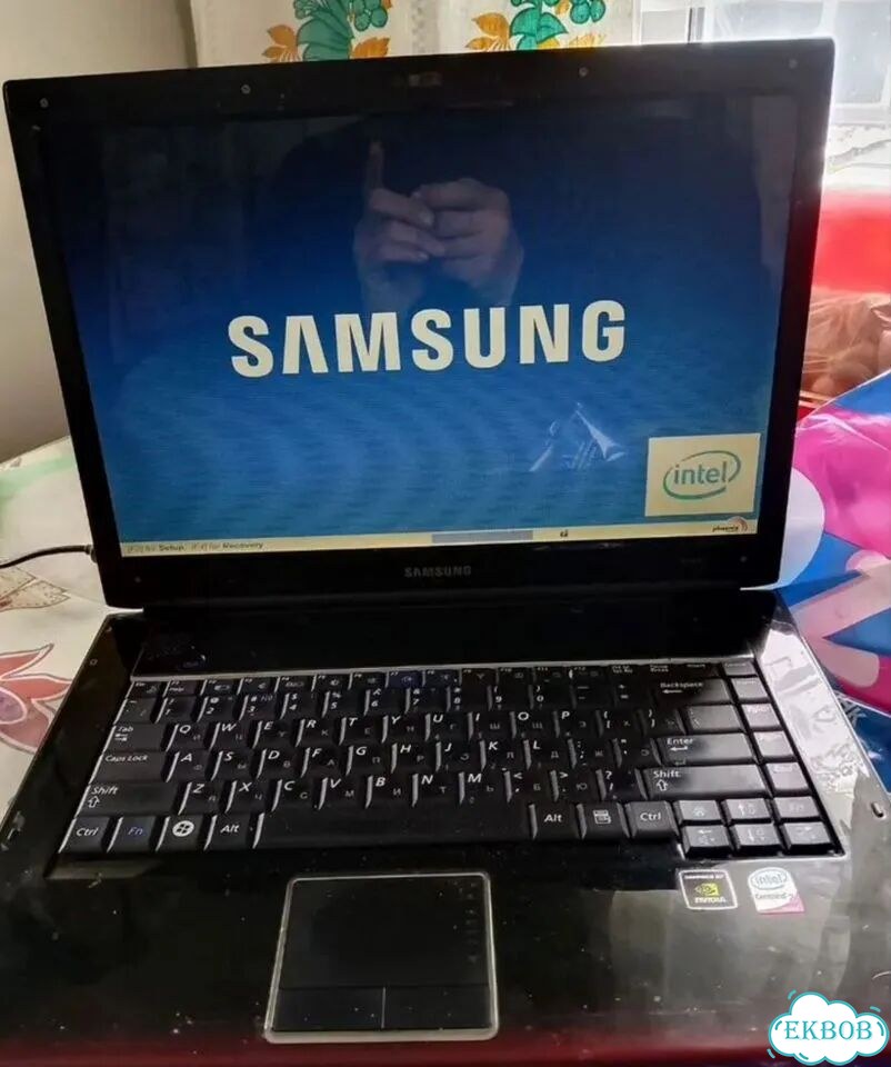Ноутбук Samsung R560 фото 1