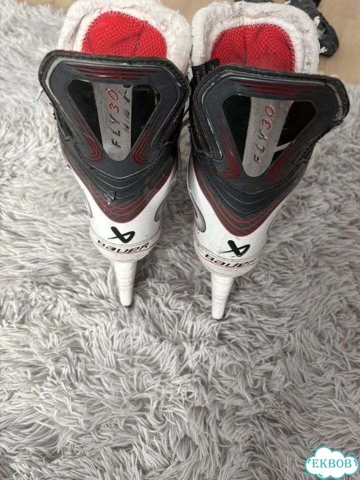 Хоккейные коньки Bauer Vapor Fly 30 SR фото 2