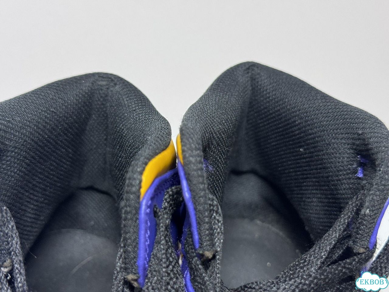 Оригинал Nike Air Jordan 1 Mid фото 9