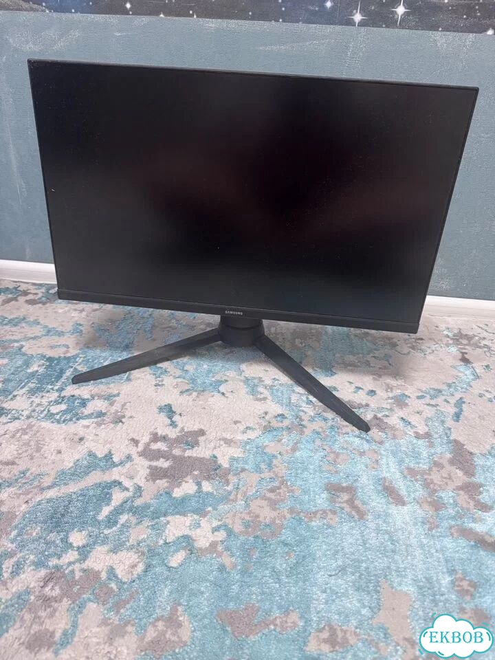 Монитор для компьютера игровой Samsung фото 1