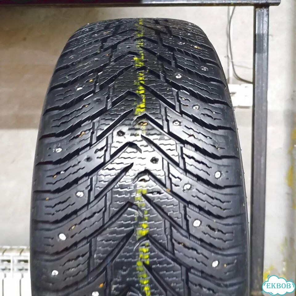 Nokian Tyres Hakkapeliitta 8 SUV 235/55 R20 102T фото 3