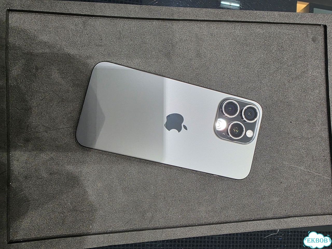 iPhone 15 Pro Max, 256 ГБ, SIM + eSIM фото 1