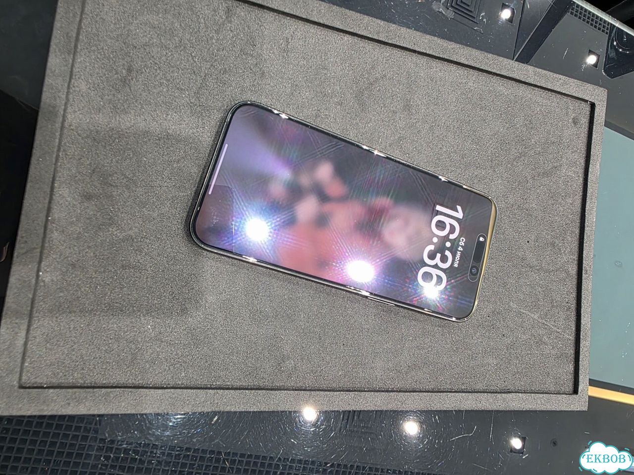 iPhone 15 Pro Max, 256 ГБ, SIM + eSIM фото 2
