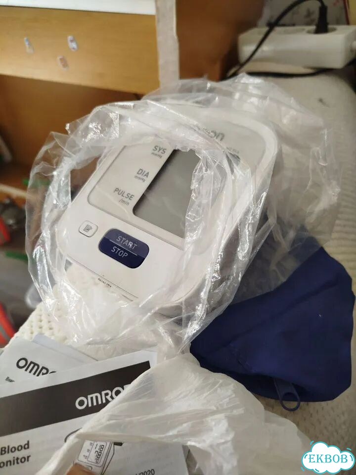 Тонометр omron новый фото 2