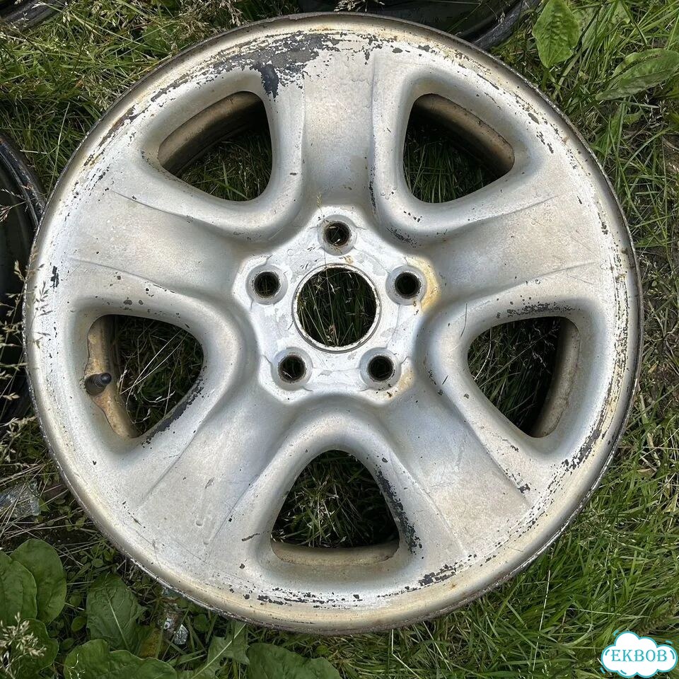 Штампованные диски Suzuki 6.5×R16 5×114.3 фото 5