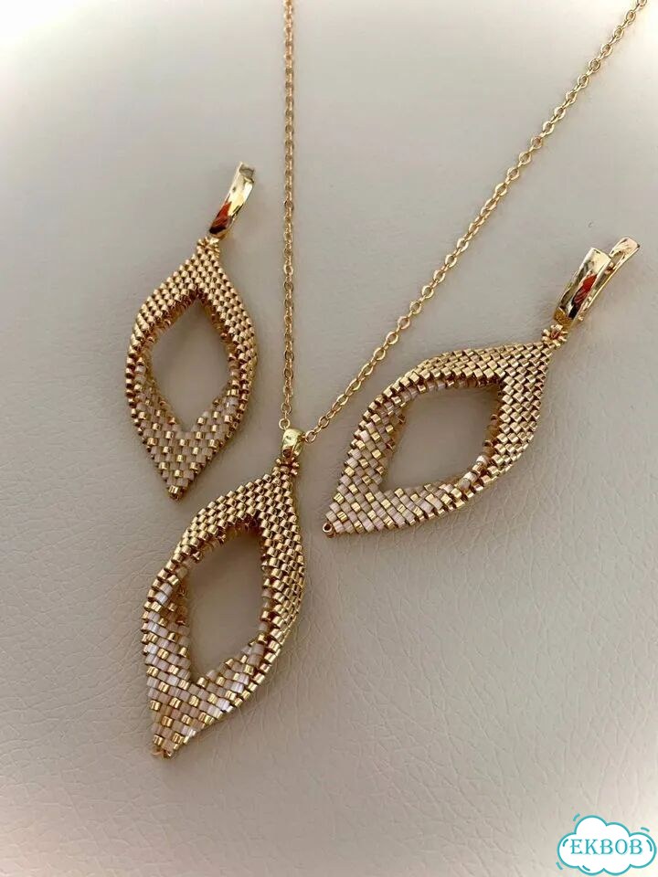 Серьги листики из японского бисера фото 1