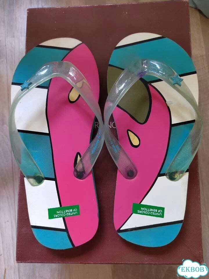 Пляжные тапки детские Benetton Клубничка фото 1